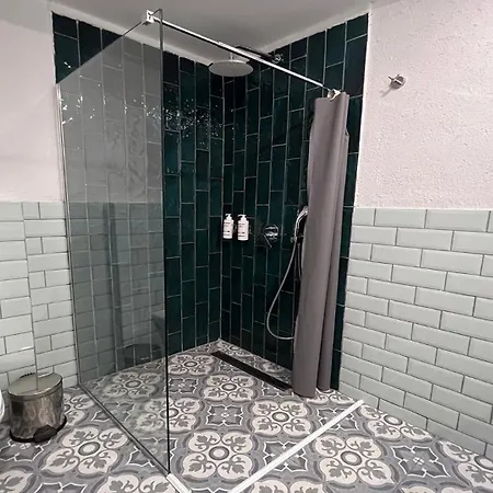 Hotell Inno Concept *